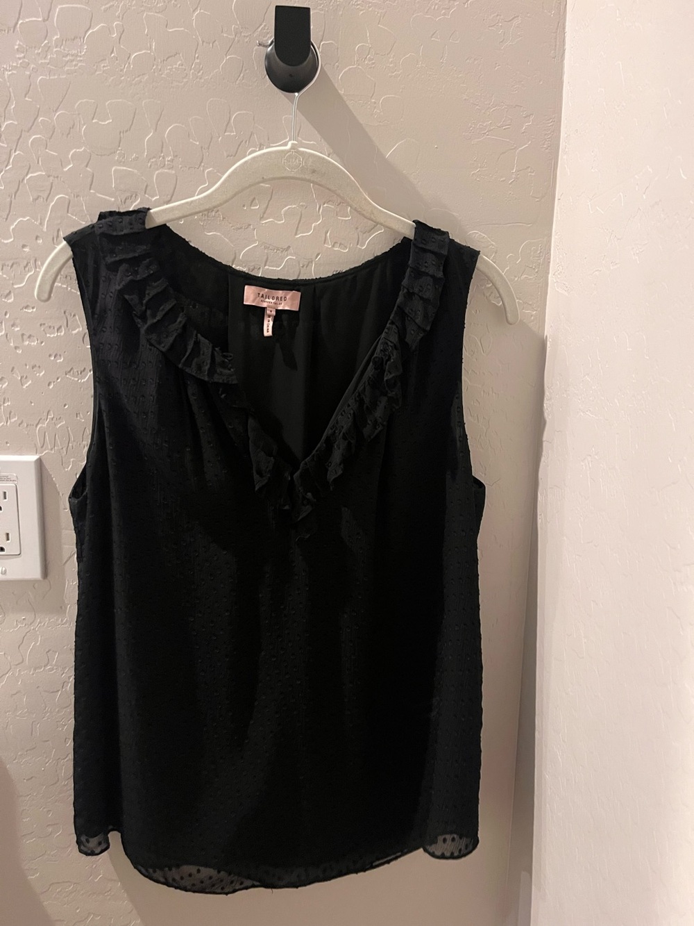 Rebecca Taylor Tailored-Black Ruffled V-Neck Sleeveless Camisole